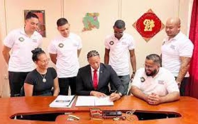Suriname heeft een American Football Federation Suriname, AFFS