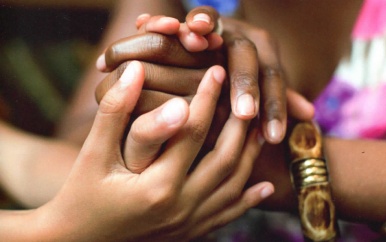 Manspasi tentoonstelling belicht verbondenheid Suriname en Nederland bij emancipatiestrijd