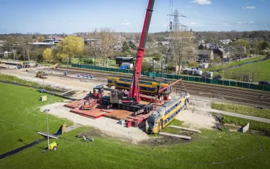 UPDATE: Herstel van spoor na treinongeluk in Voorschoten begint vandaag