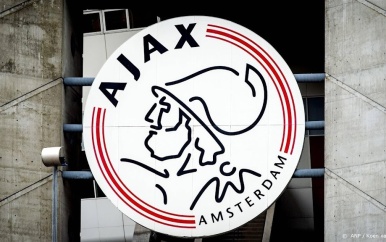 Bestuursraad Ajax treedt snel af vanwege gebrek aan vertrouwen