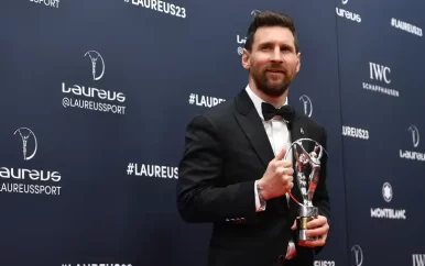 Messi vereerd met Laureus Award: ‘Heb veel moeten doorstaan bij Argentinië’