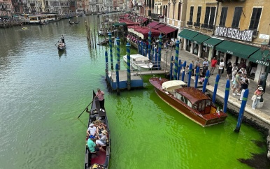 Mysterie knalgroen kanaal Venetië ontrafeld