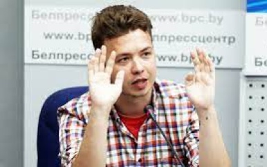 Acht jaar cel voor Belarussische journalist die uit vliegtuig is gehaald