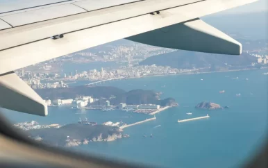 Zuid-Koreaans vliegtuig veilig geland nadat man deur opent tijdens de vlucht