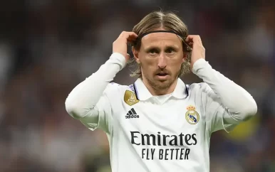 Modric weerstaat Saoedische miljoenen en gaat voor twaalfde jaar bij Real