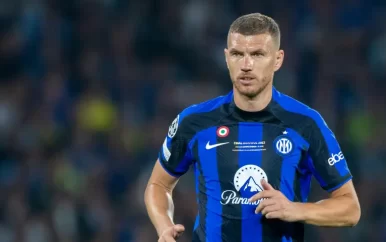 Dzeko (37) verruilt Champions League-finalist Internazionale voor Fenerbahçe