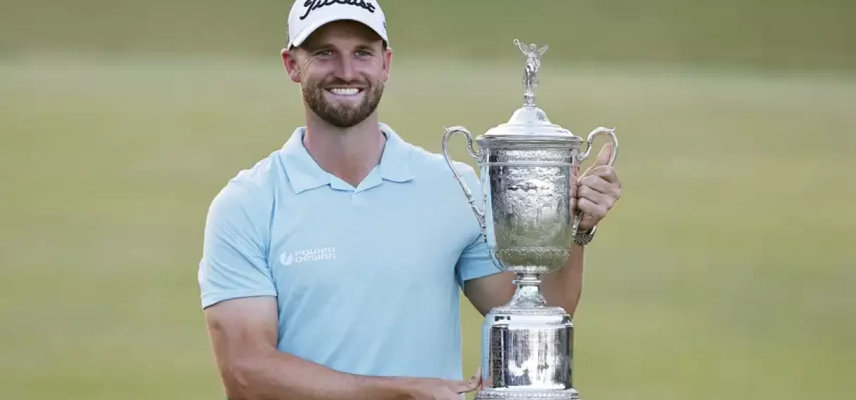 Golfer Clark stunt op US Open met briefje van zijn overleden moeder op zak