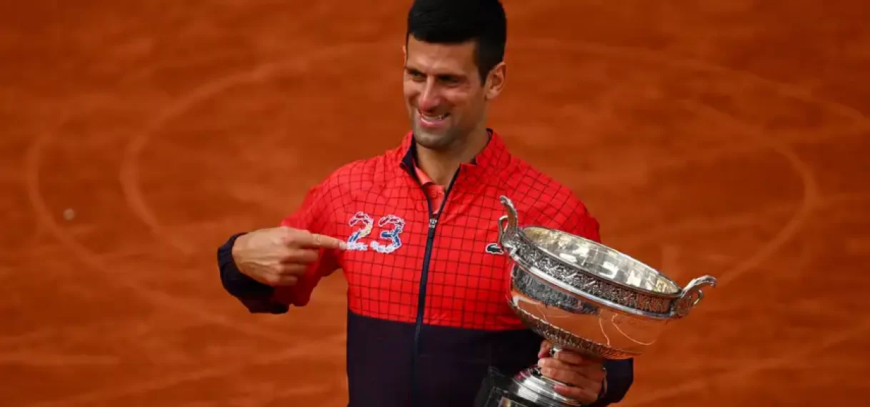 Djokovic geniet van 23e Grand Slam-titel: ‘Maar wil mezelf niet de GOAT noemen’