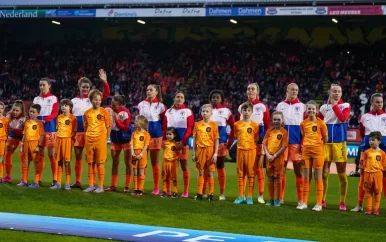 Oranjevrouwen als nummer 9 van de wereld naar WK: laagste positie sinds 2018