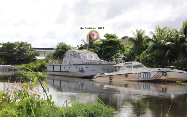 Marineboten verwijderd uit Saramaccakanaal en vernietigd