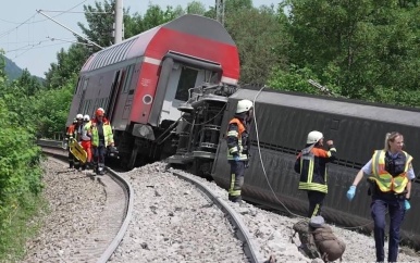 Duitsland vervangt bijna half miljoen dwarsliggers na treinongeluk in Beieren