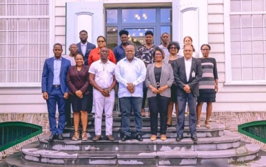 Frans-Guyanese burgemeester en DNA-voorzitter hebben onderhoud