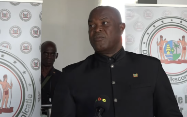 Vp zegt: Regering zet zich in voor realisatie grondenrechten