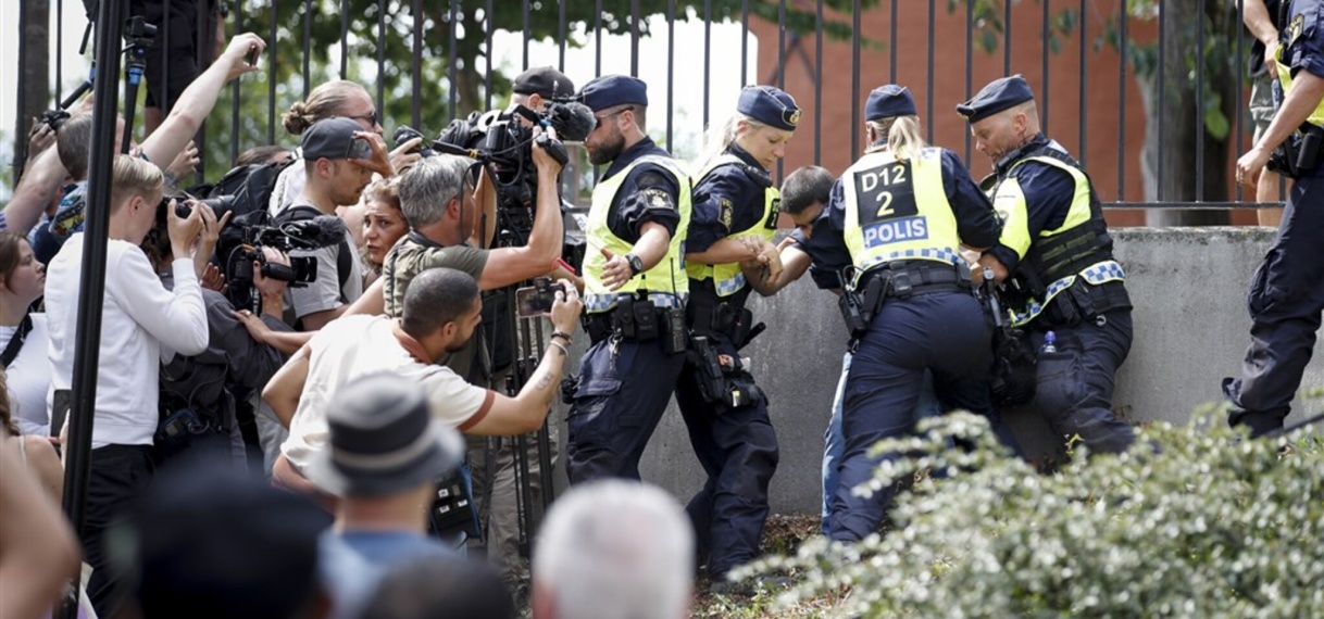 Zweden wil koranverbrandingen kunnen verbieden