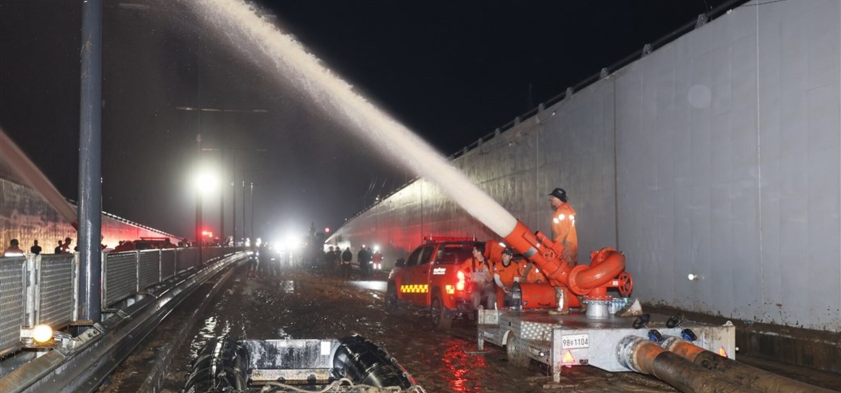 Dertien lichamen uit ondergelopen tunnel Zuid-Korea gehaald