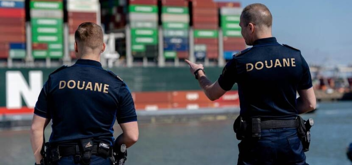 Nederlandse douane wil Suriname helpen met het bestrijden van drugs