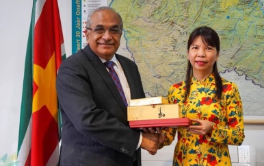 LVV-minister ontvangt ambassadeur Vietnam