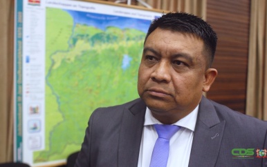 Sampie geschokt over besluit minister Jubithana