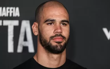 UFC-contract gloort voor ex-kickbokser en Mocro Maffia-acteur Belgaroui