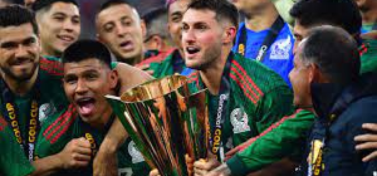 Giménez bezorgt Mexico de Gold Cup met prachtige solo