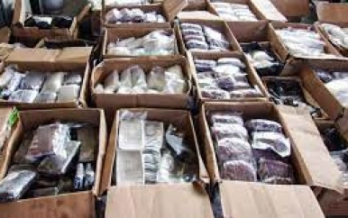 [INGEZONDEN] Posten van dozen door derden