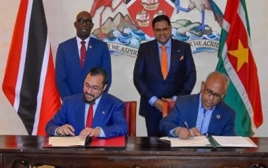 Suriname en Trinidad tekenen intentieverklaring om energiesamenwerking vorm te geven