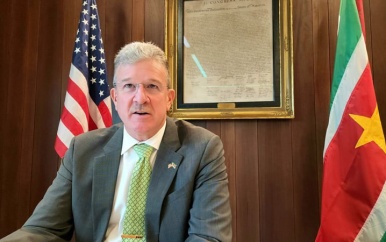 Suriname en VS gaan samenwerking aan op het gebied van politie professionalisering, drugsbestrijding en anticorruptie