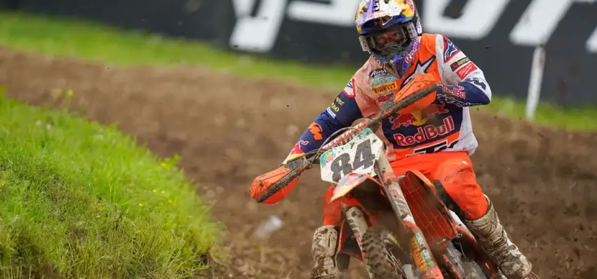 Motorcrosser Herlings breekt sleutelbeen en mist GP van Nederland