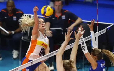 Nederlandse volleybalsters kloppen ook Finland en pakken groepswinst op EK