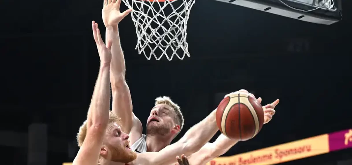 Basketballers niet naar Olympische Spelen na nederlaag tegen Kroatië