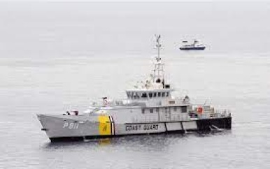 Cutter Panter van Kustwacht Caribisch Gebied in Suriname voor onderhoud