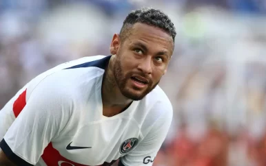 PSG wil Neymar en drie andere spelers verkopen, Mbappé nog steeds banneling