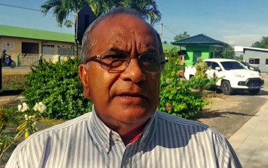 President wil meer zekerheid bieden aan bermbeplanters in Nickerie