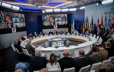 President Santokhi veroordeelt bezetting Krim