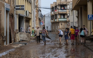 Dodental extreem noodweer Spanje loopt op, ook vermisten