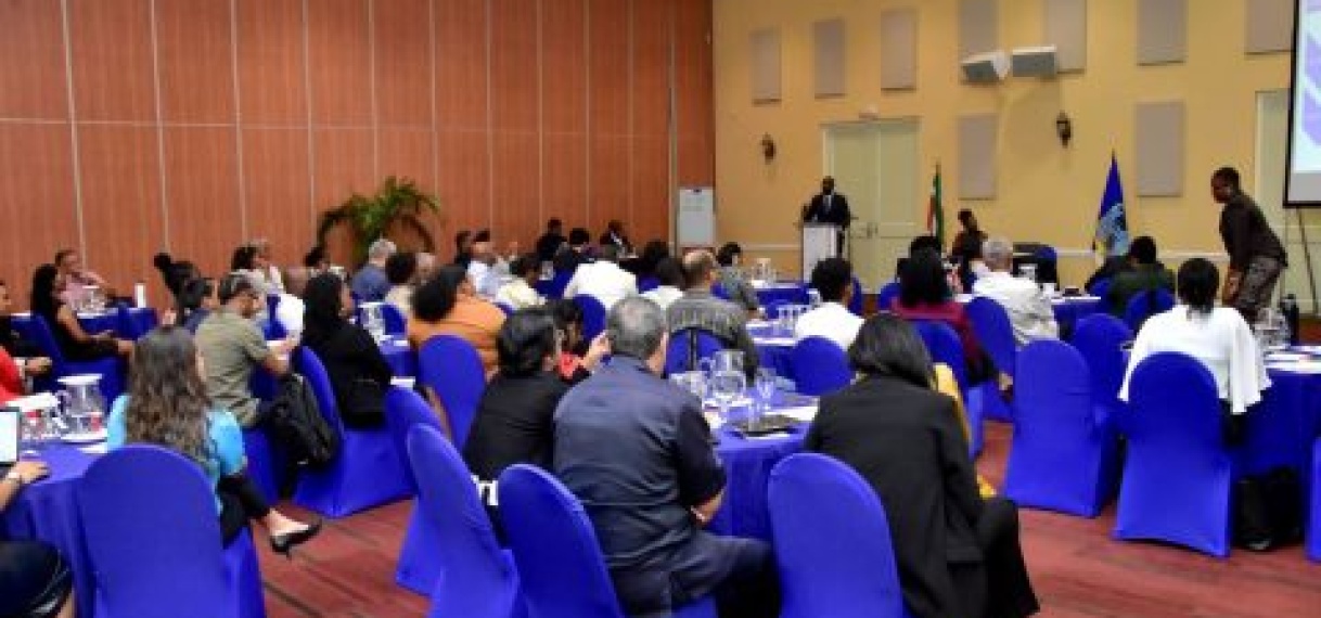Surinaamse stakeholders ontvangen training van EITI- T&T