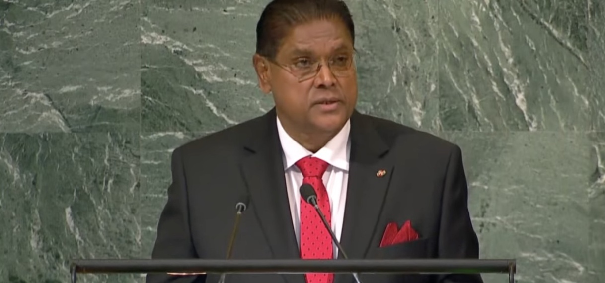 President Santokhi roept VN op voedselveiligheid te reorganiseren