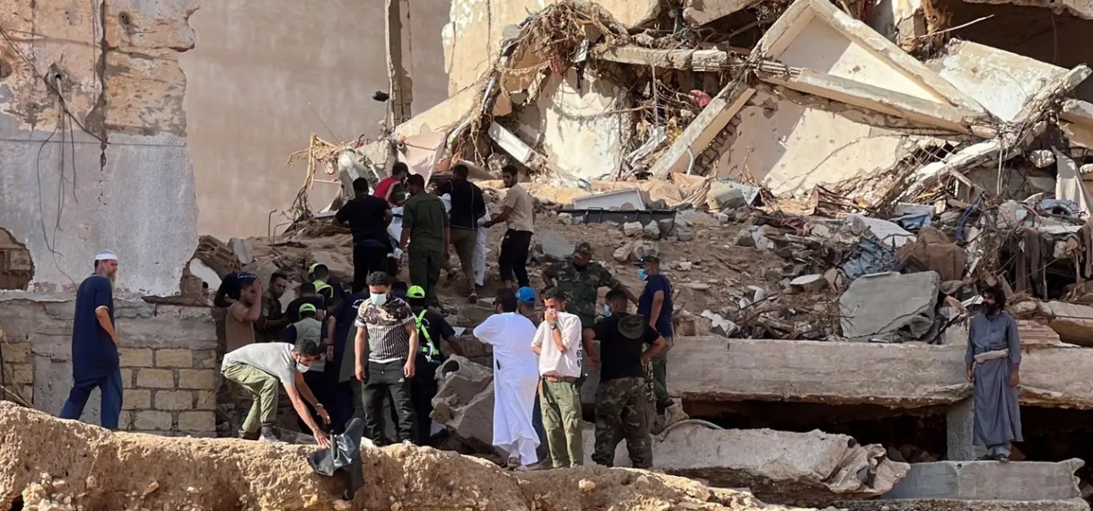 UPDATE: Tijd dringt voor hulpverleners in Libië terwijl kritiek op damonderhoud aanzwelt