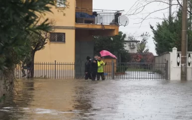 UPDATE: Na bosbranden kampt Griekenland nu met storm, regenval en overstromingen