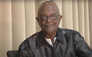 Surinaamse muzieklegende Theo Bijlhout overlijdt op 81-Jarige leeftijd: Een leven vol muzikale passie en evolutie