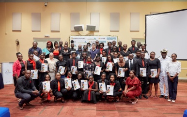 Rosebel Beurzenprogramma heeft 8 nieuwe bursalen