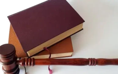 Samenwerkingsovereenkomst getekend voor Masteropleiding Wetgeving in Suriname