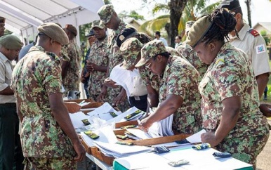 Achterstand bevordering militairen ingelopen