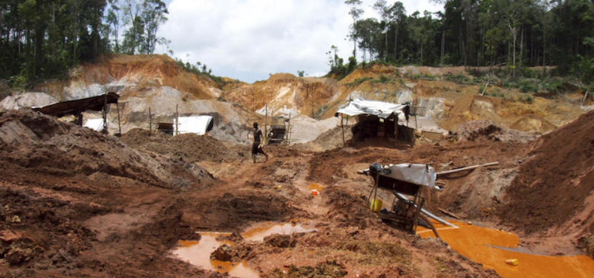 Regering maakt middelen vrij voor ordening kleinschalige goudsector