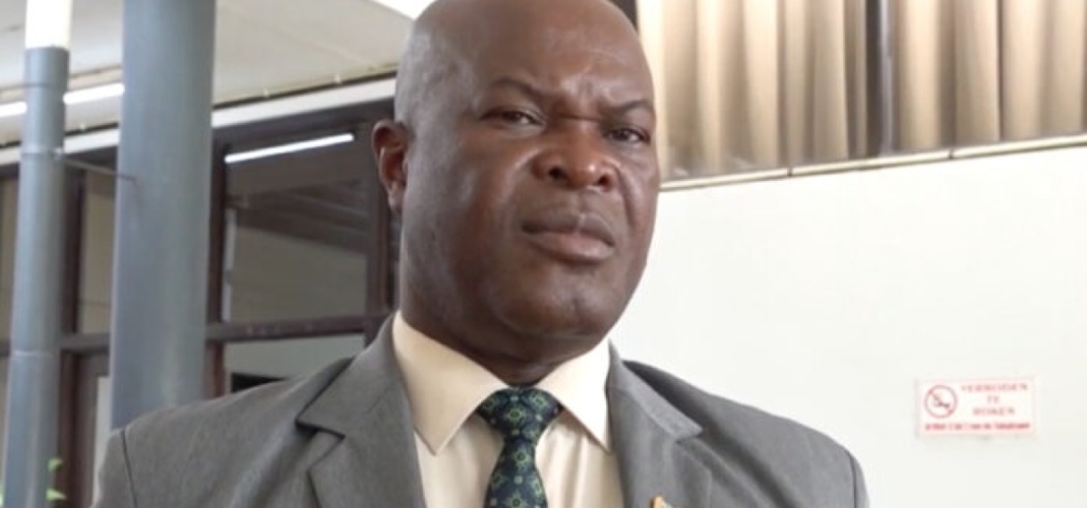 Vice President blijft pleiten voor het onderwijs in het binnenland