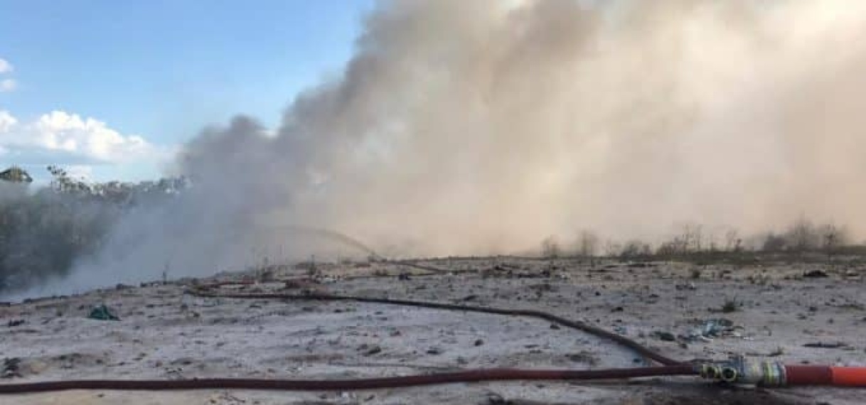 Giftige lucht terroriseert Paramaribo, gedupeerden eisen actie van de regering