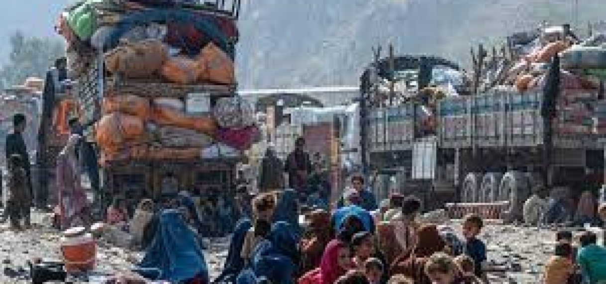 Meer dan 100.000 Afghanen verlaten Pakistan vanwege dreigende uitzetting