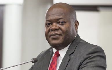 Marinus Bee: “gemaakte fouten moeten herzien worden”