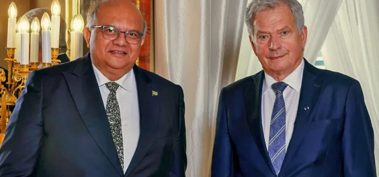 Ambassadeur Khargi overhandigt geloofsbrieven aan president van Finland