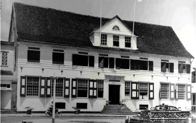 Startsein gegeven voor bouw vergaderzaal herbouwde DNA-gebouw